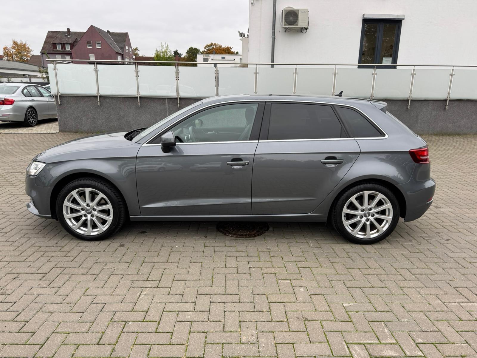 Audi A3 Sportback 35 TDI design S tronic/BI XENON/NAV
