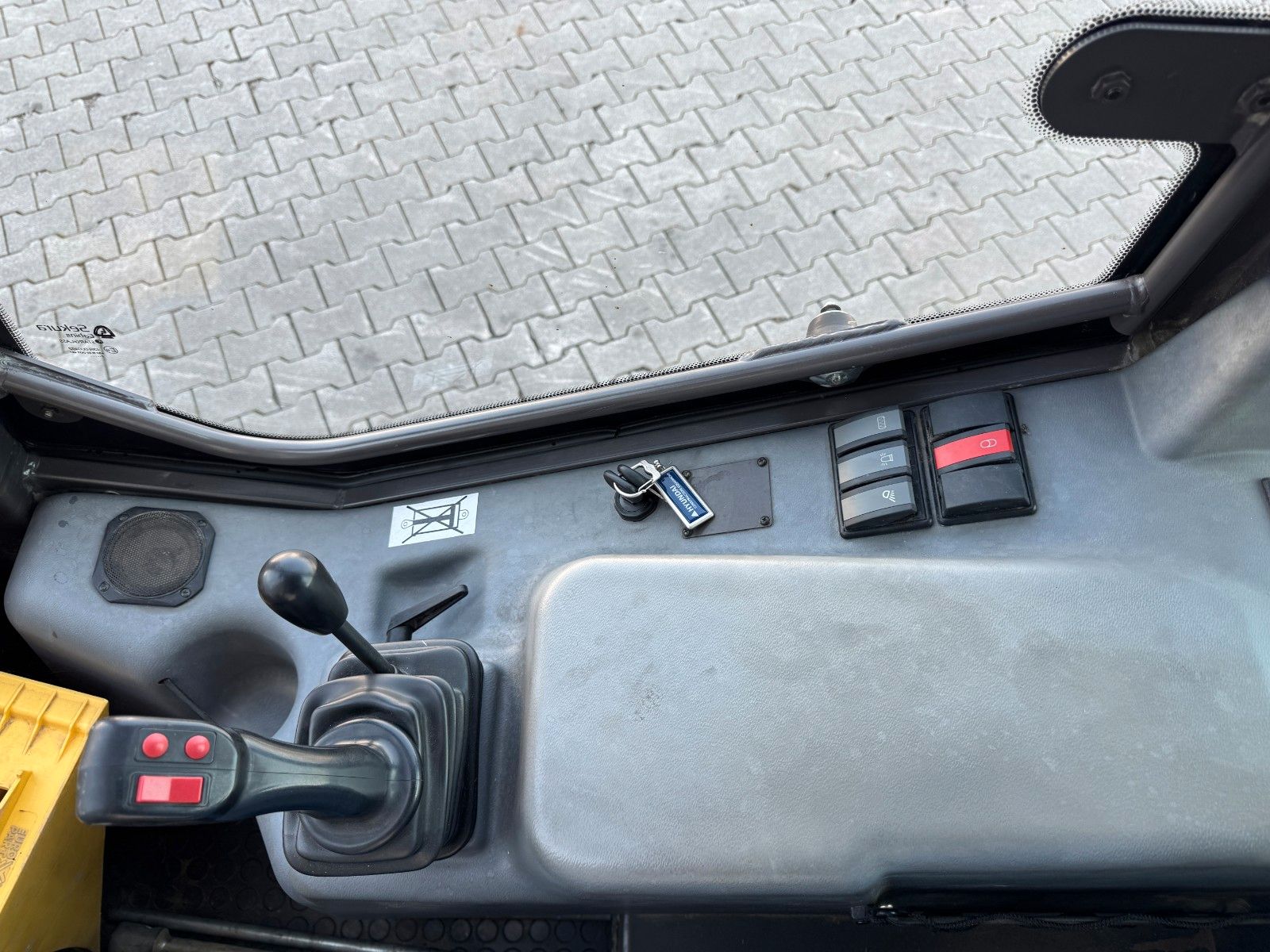 Fahrzeugabbildung MECALAC AX850 / nur 671h / 11.2022 / Gabel / Schaufel