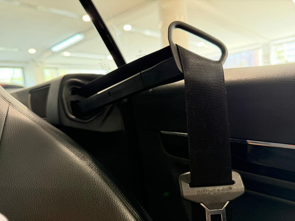 Mercedes-Benz E 220 - Bild 23