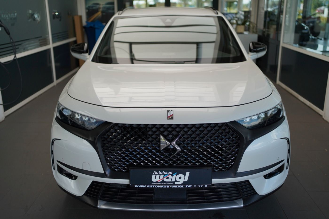 Fahrzeugabbildung DS Automobiles DS7 Crossback E-Tense 4x4 300 Anhängerkupplung