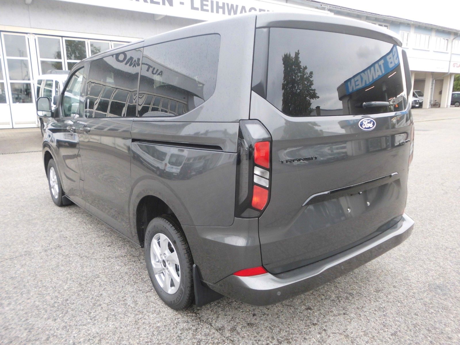 Ford Transit Custom Limited L1 imagem 2