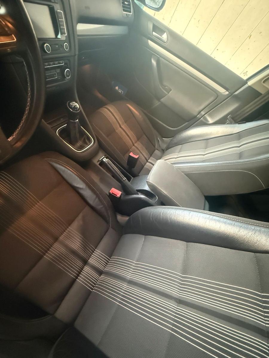 Volkswagen Golf 2012 — photo 8