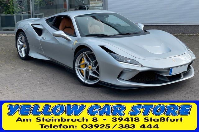 FERRARI F8