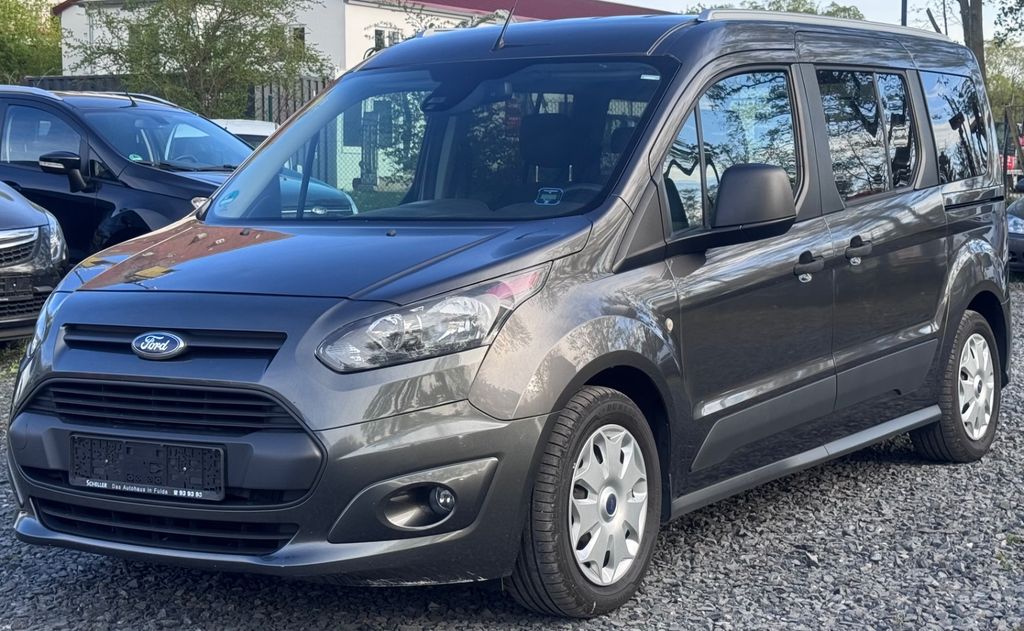 Image of Ford Grand Tourneo