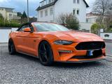 Ford Mustang GT V8 Cabri*55 Years*Leder*ACC*fast Voll - Ford Mustang Gebrauchtwagen in Düsseldorf
