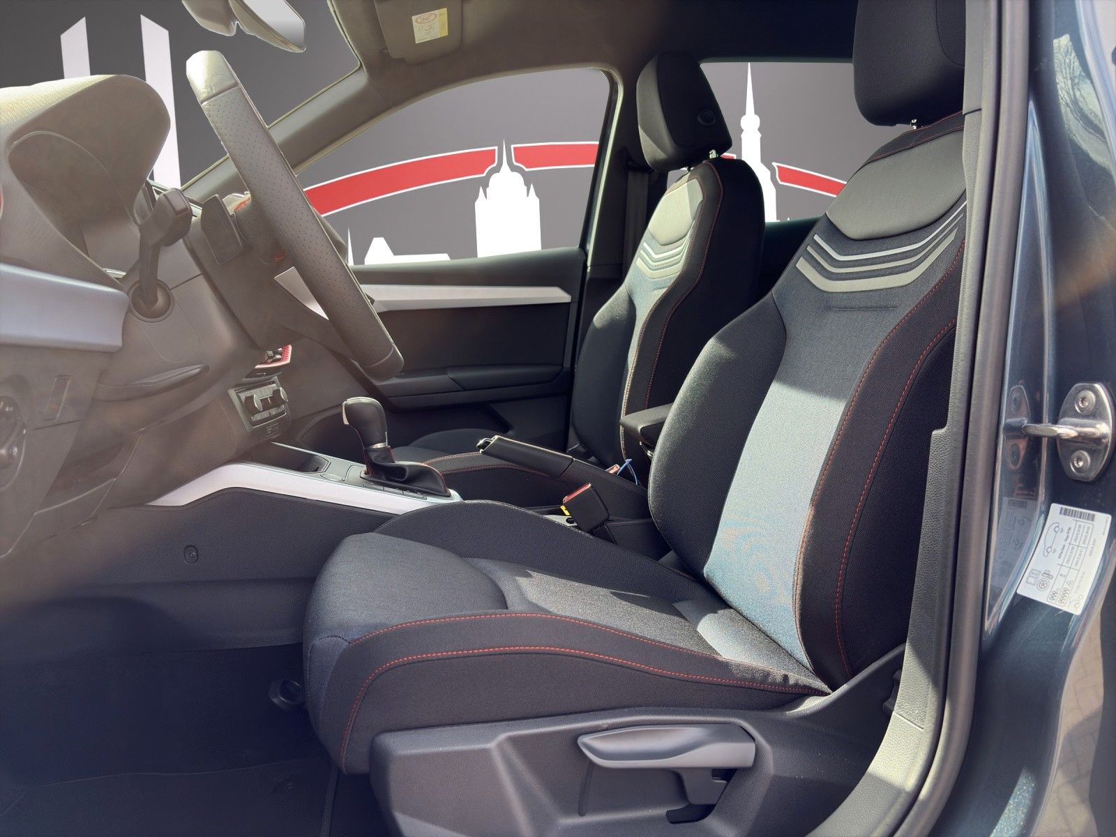 Fahrzeugabbildung SEAT Arona FR 1.0 TSI DSG AHK/ACC/RFK/SHZ/VOLLLED/KES