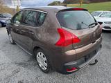 Peugeot 3008 1.6 HDi *STYLE*HUD*PANO*XENON*HÄNDLER*EXPOR - Peugeot 3008 aus 2013