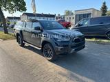 Toyota Hilux 2.8 Invincible DoubleCab *Hardtop+AHK* - Toyota Hilux Gebrauchtwagen in Hamburg