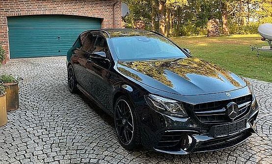 Mercedes-Benz E 63 AMG