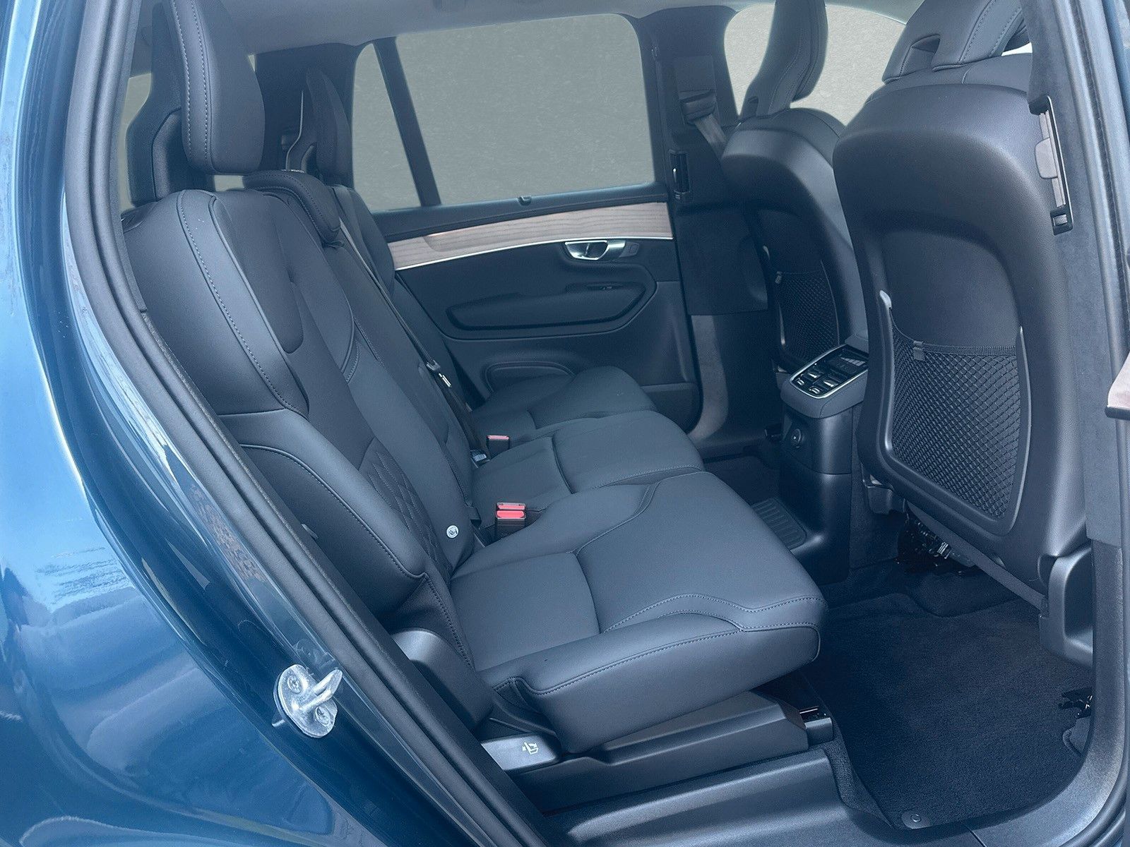 Volvo XC90 T8 AWD Ultra Dark 7-Sitzer ACC BLIS HUD SD foto 5