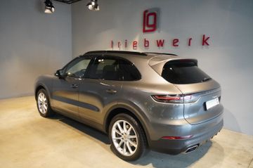 Porsche Cayenne - 3