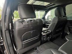 DODGE RAM 3500 Dually Crew Cab Limited 6.7TD HO sofort