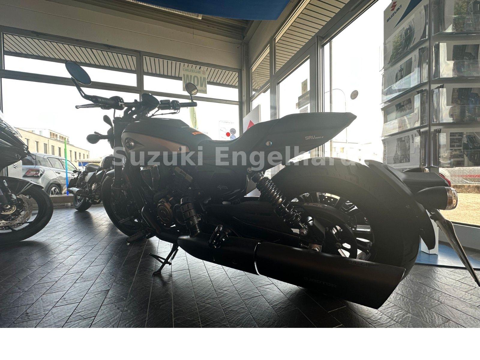 QJ Motor SRV 600 V