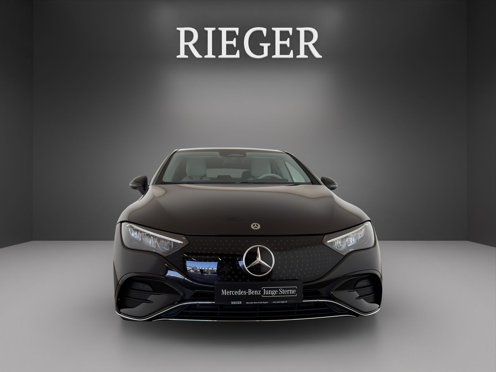 Mercedes-Benz EQE 300 AMG Line Ext/Int Advanc+*19*Distr*AC/DC foto 2