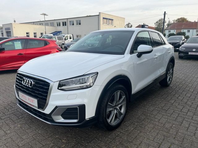 Audi Q2 30 TFSI design LED/AHZV/Navi/SHZ/DAB