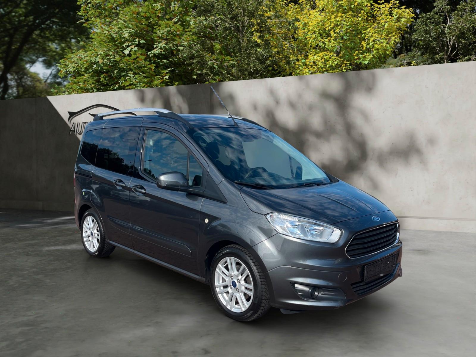 Ford Tourneo Courier Titanium/2xSchiebetür/Tempomat