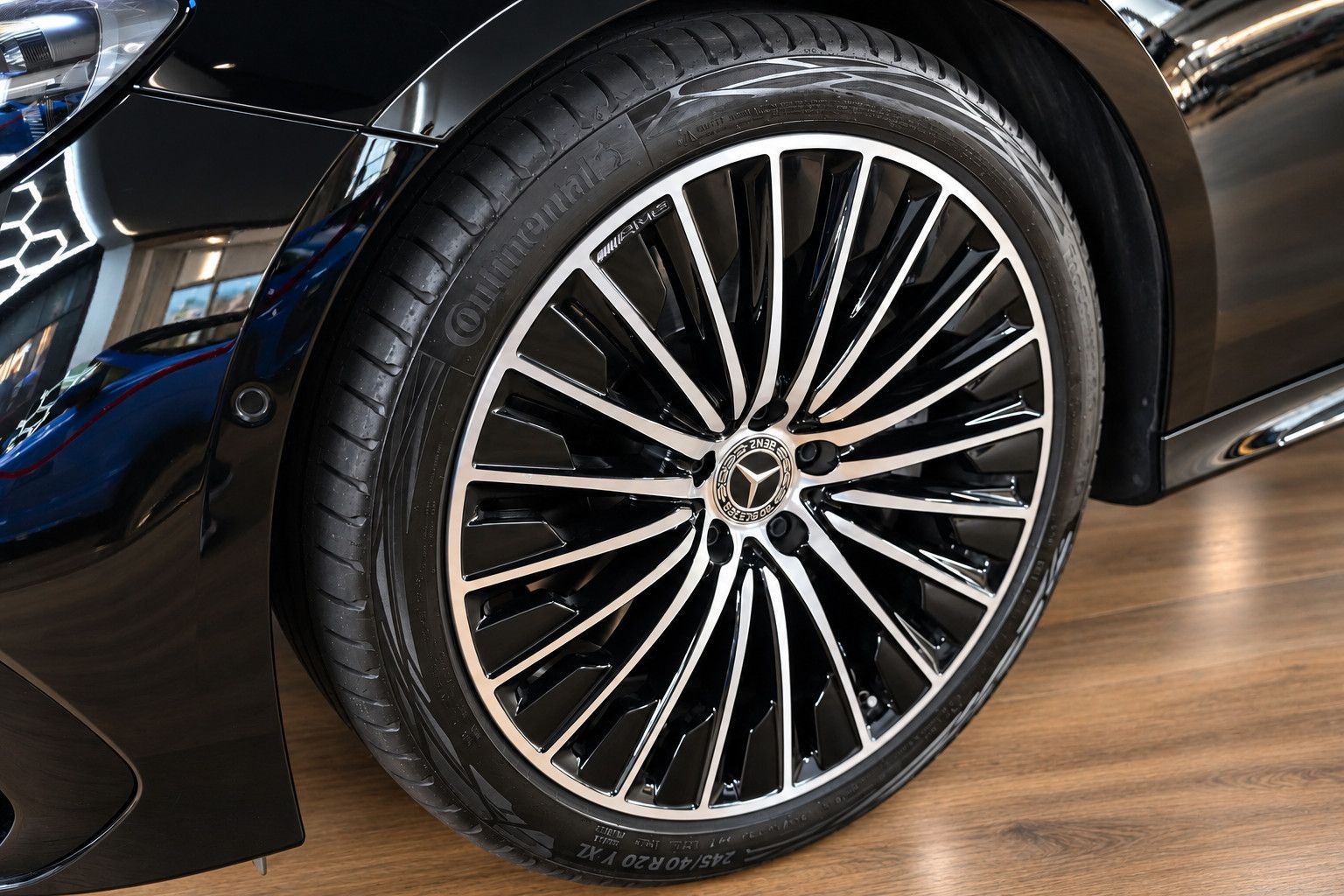 Fahrzeugabbildung Mercedes-Benz E E 220d*AMG*Ambiente*360°*Digital Light*Virtual