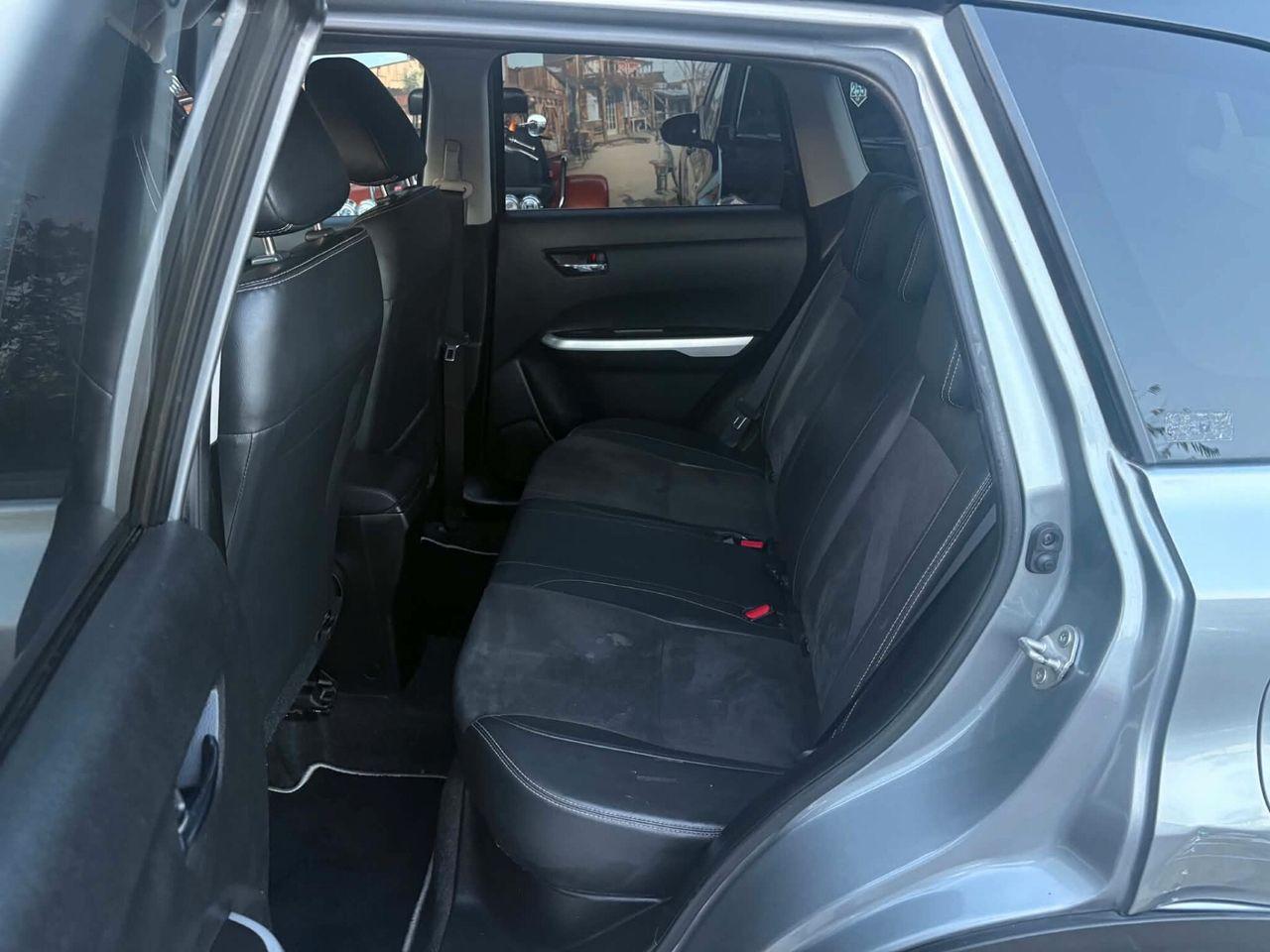 Suzuki Vitara 2015 — photo 12