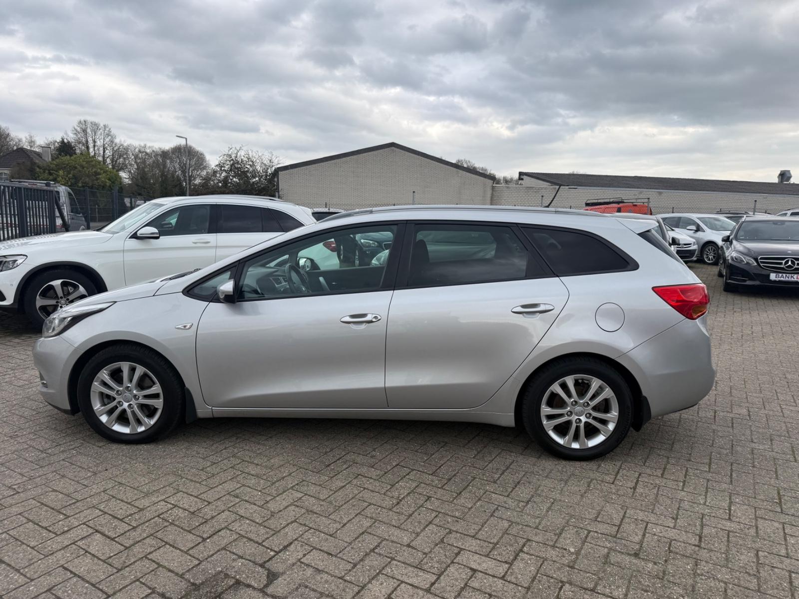 Kia cee'd Sportswagon   Attract