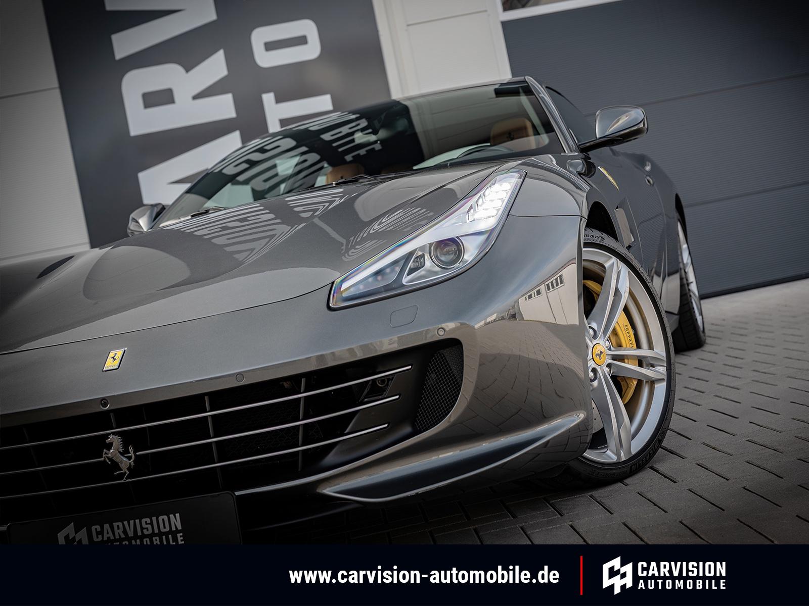 Ferrari GTC4 Lusso | Lifting | PassDisplay | Pano | JBL
