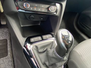 Bild 9 Opel CORSA EDITION NAVI PDC ALUFELGEN ALLWETTERREIFEN