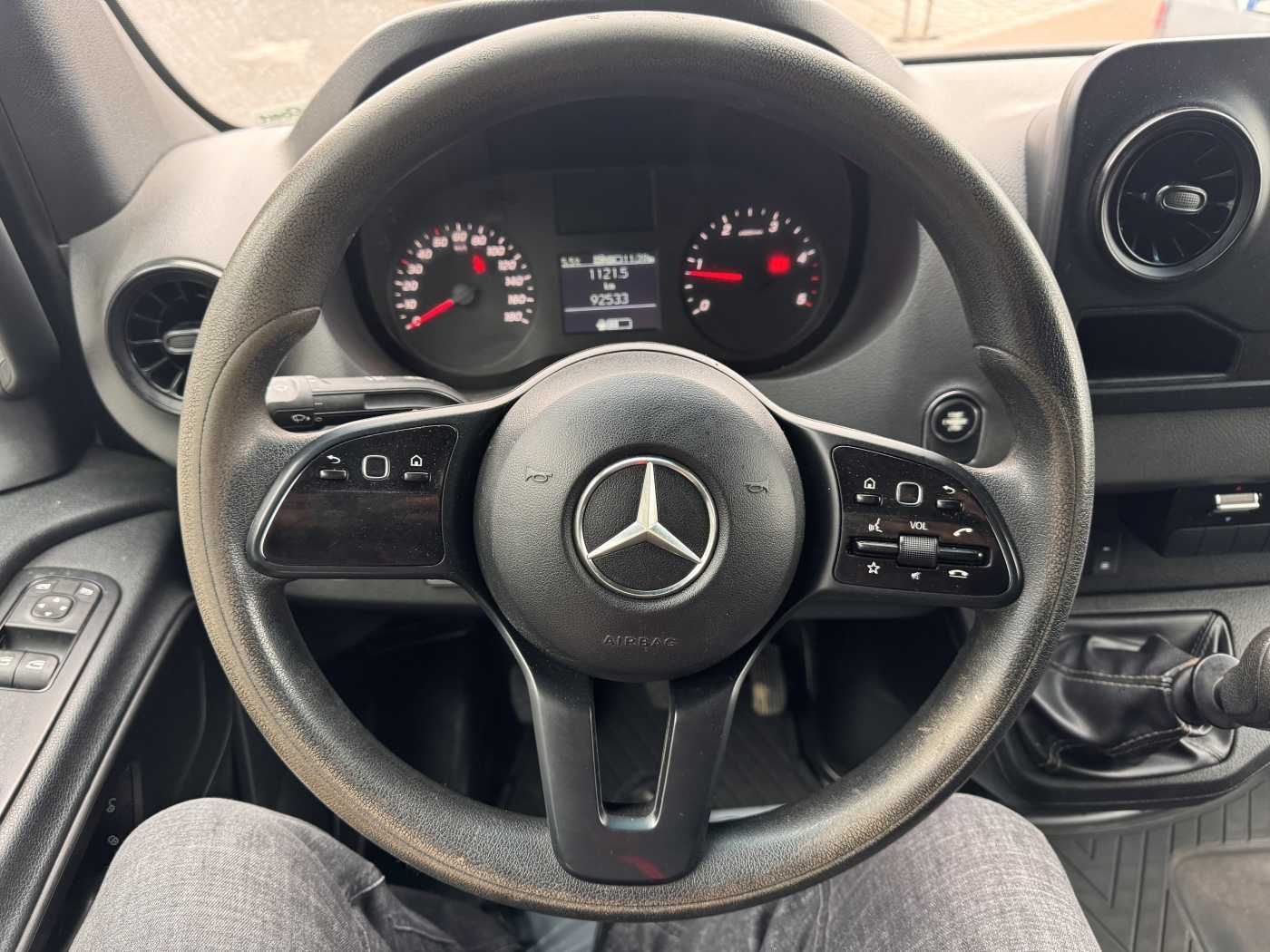 Fahrzeugabbildung Mercedes-Benz Sprinter 516 CDI Werkstatt/Regal AHK3,5to Klima