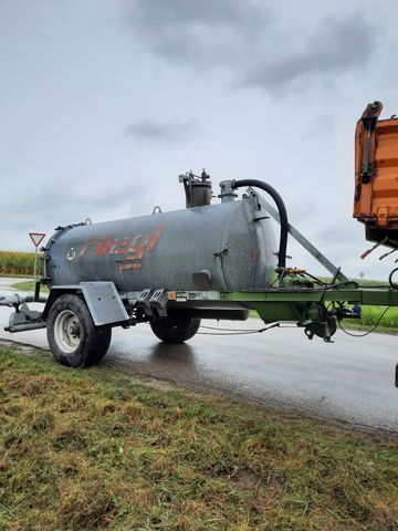 Fliegl Vakuumwasserfass - Anhänger 1-Achs