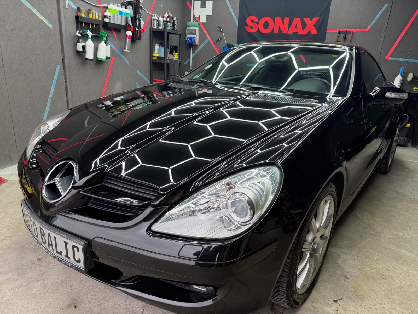 Mercedes-Benz SLK 350 Roadster Aut. V6 272 PS -Rentnerfahrzeug