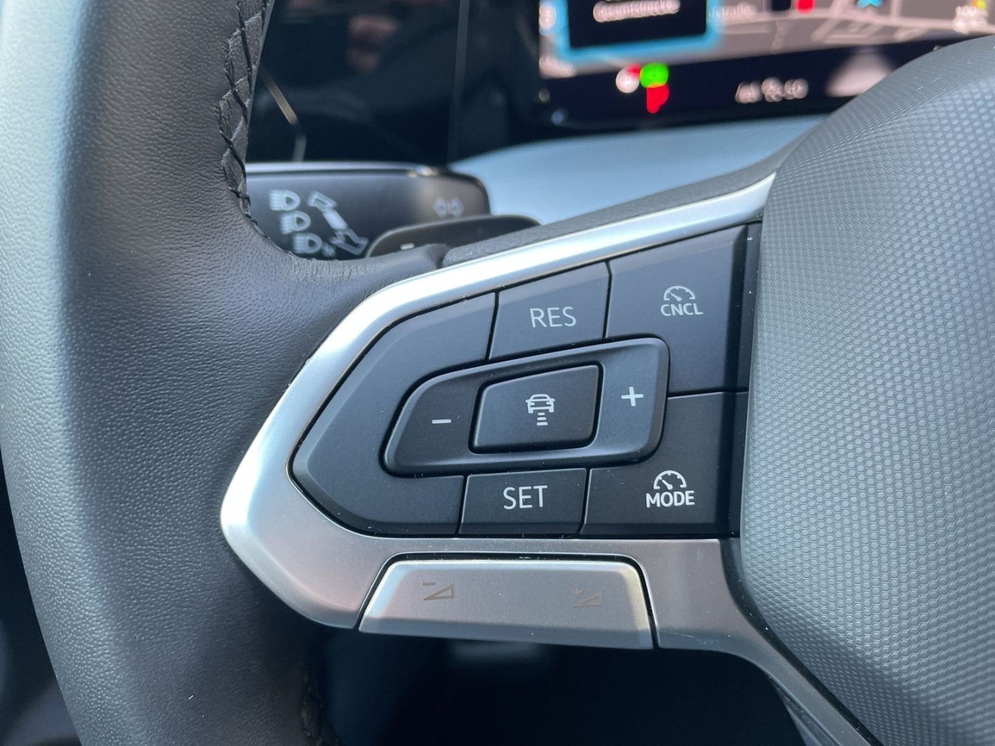 Golf VIII 2.0 TDI DSG Goal AHK/Kamera/Navi/ACC