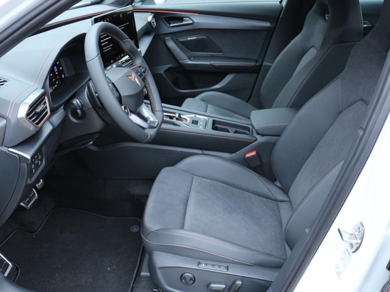 Fahrzeugabbildung CUPRA Formentor 1.5 eTSI 150 PS 7-Gang-DSG