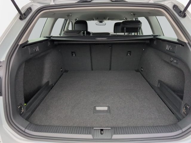 Passat Variant 2.0 TDI DSG ELEGANCE AHK+HEAD-UP+