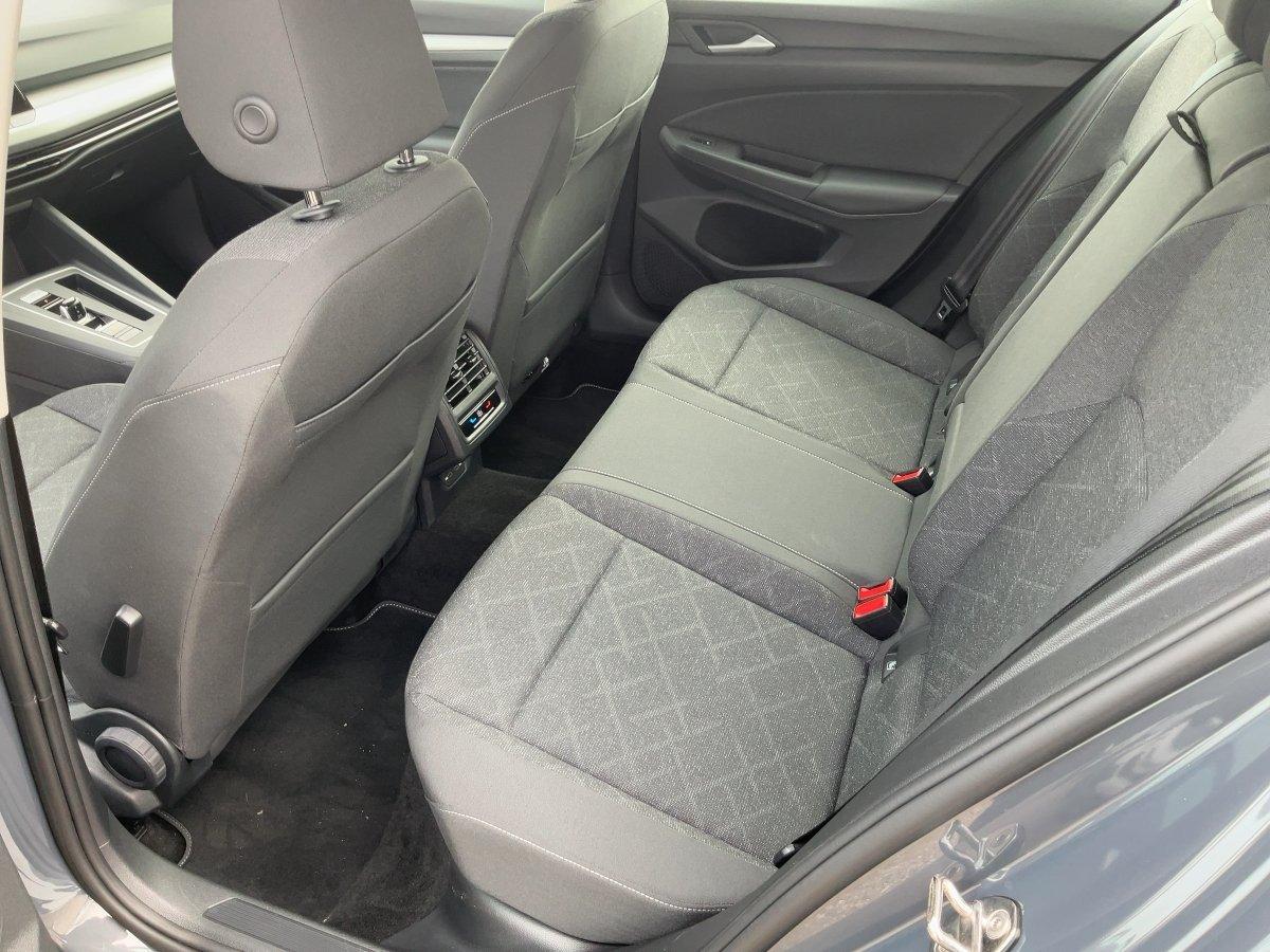 Volkswagen Golf VIII 1.5 eTSI Life ACC,AHK,AUTOM.,LED,Navi, миниатюра 7