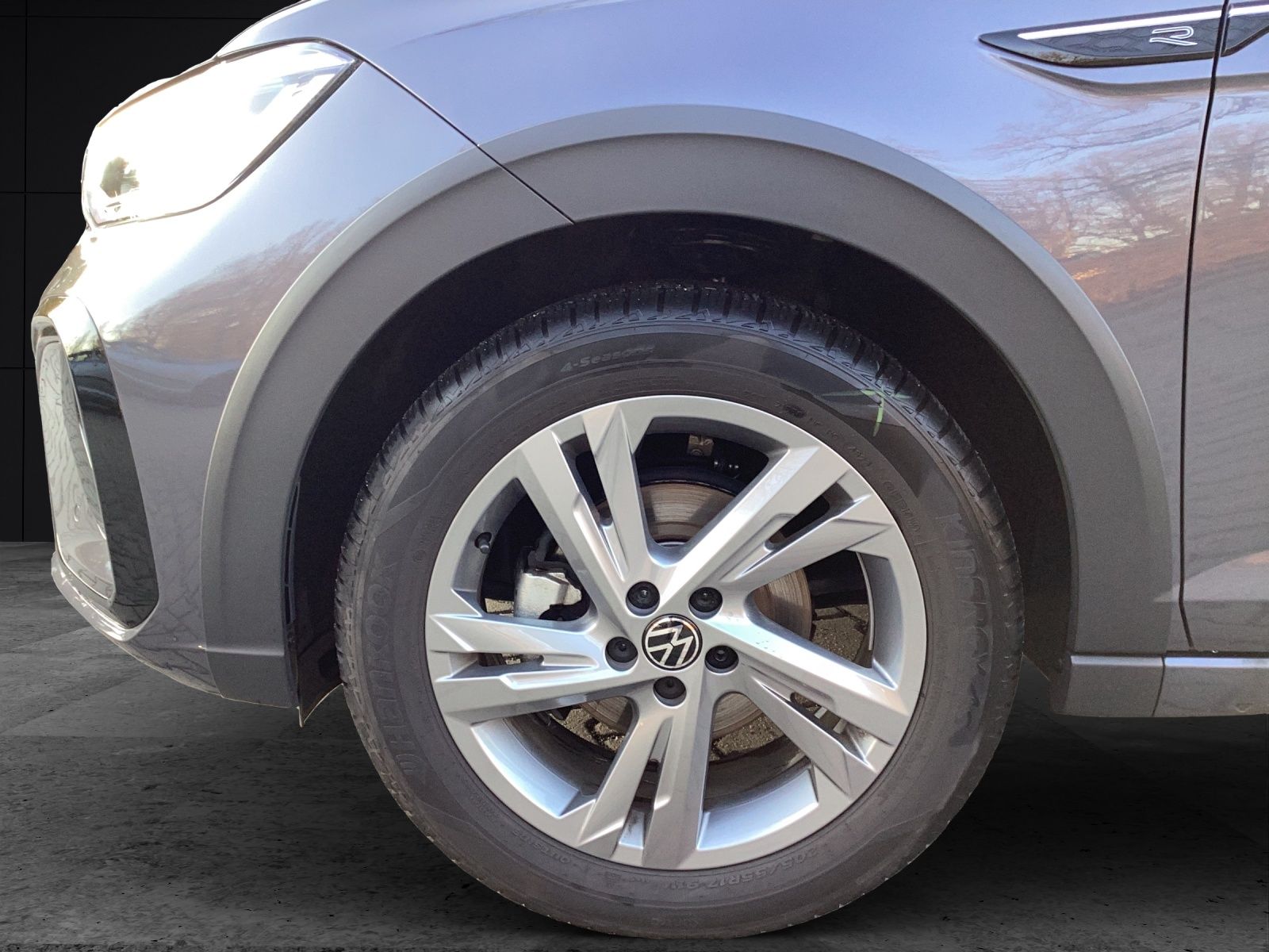 Fahrzeugabbildung Volkswagen Taigo TSI R-Line, MATRIX ACC AID NAVI PDC SHZ