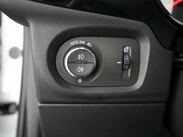 Corsa F ELEGANCE AT+NAVI+RÜCKFAHRKAMERA+SITZHEIZ