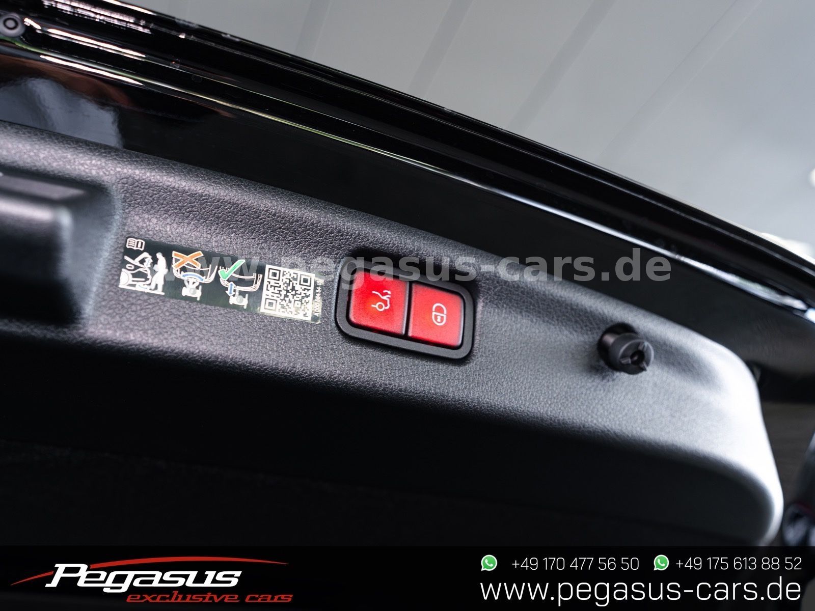 MERCEDES-BENZ C 63 AMG - 50