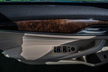 Fahrzeugabbildung BMW 530 e Luxury Line |LEDER|PDC|LED|NAVI|SHZ