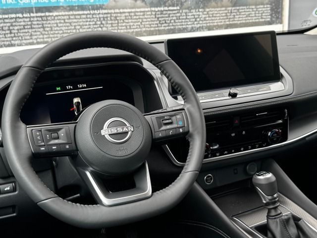 Fahrzeugabbildung Nissan Qashqai 1.3 DIG-T 6MT N-Connecta WP*KP*AFA*MJ25