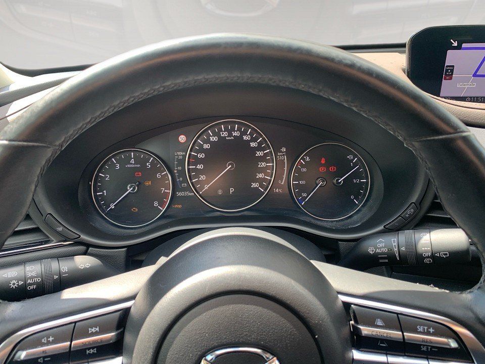 Fahrzeugabbildung Mazda CX-30 2.0i 150PS A/T SELECTION Leder