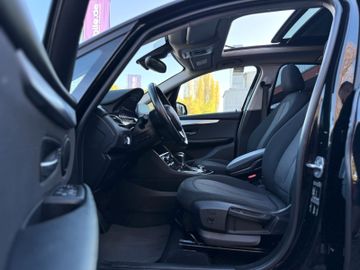 BMW 218 - 9