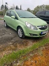 Opel Corsa D  1.3 D 95 Ps - Opel Corsa aus 2009 mit Diesel-Antrieb
