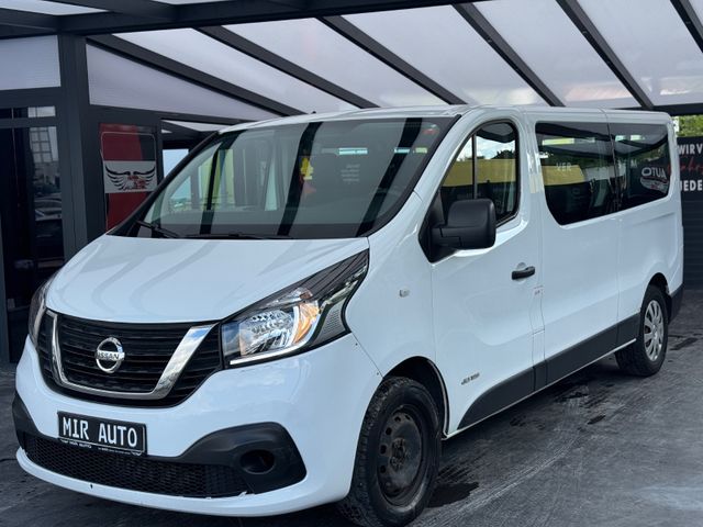 Nissan NV300 9 Sitzer