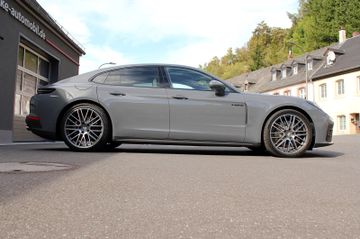 Porsche Panamera 4 E-Hybrid*ACC,Head-Up,Sitzlüft,14-Wege