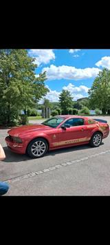 Ford Mustang GT V8 3V (2005) Schalter - Ford Mustang aus 2005: Coupe