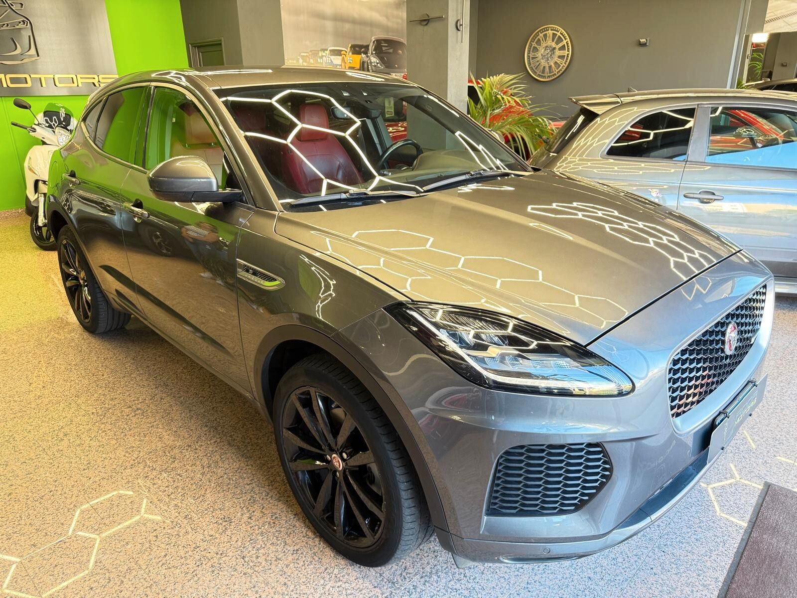 JAGUAR E-Pace