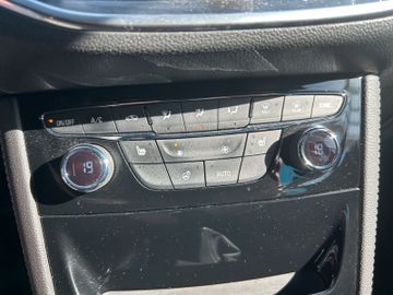 Fotografie 14 des Opel Astra ST Innov. 1.6T Intellilux Kamera NAVI M+S