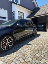 Renault Megane TCe 300 EDC GPF R.S. Trophy R.S. Trophy - Renault Megane R-S-Trophy