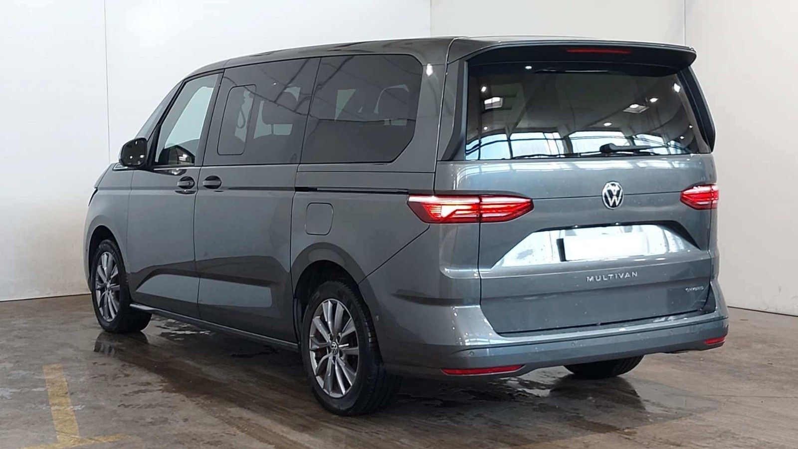 Volkswagen T7 Multivan eHybrid LANG Energetic PANO IQ ACC imagem 2