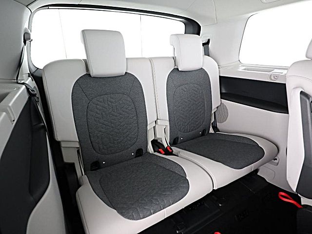 ID. Buzz Pro KR 6Sitze 210kW AHK Winterr.Wärmep.