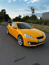 Hyundai Genesis 3.8 V6 Automatik -