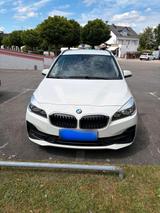 BMW Siben Sitzer - BMW 218 Gran Tourer mit Benzin-Antrieb: Limousine